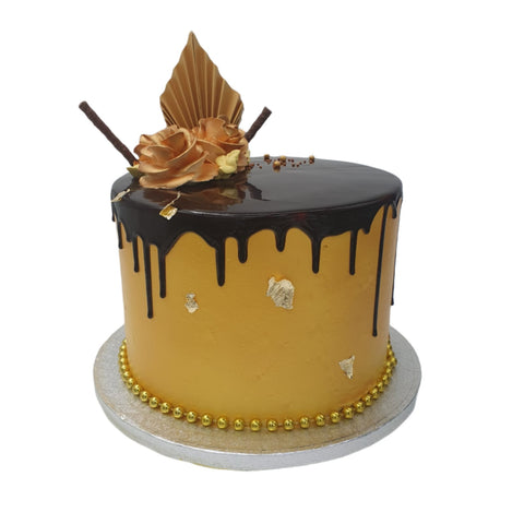 Chocolate Drip on Golden Base cake