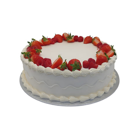 Berry Blanc Cake