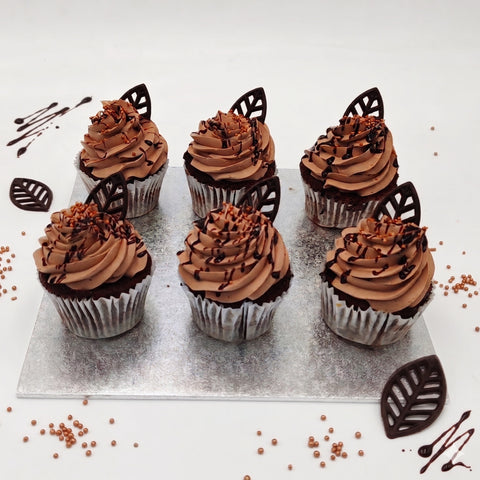 Chocolate Fresh Cream Cupcakes