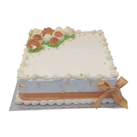 Golden Bloom Elegance Cake