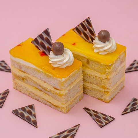 Mango Magness Slice Cakes (2pcs)