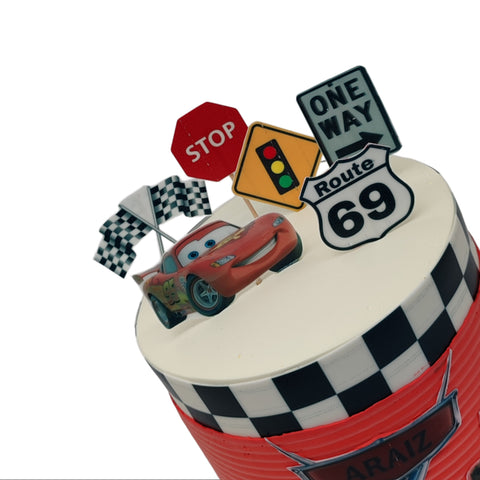 Lightning Mc Queen Cake